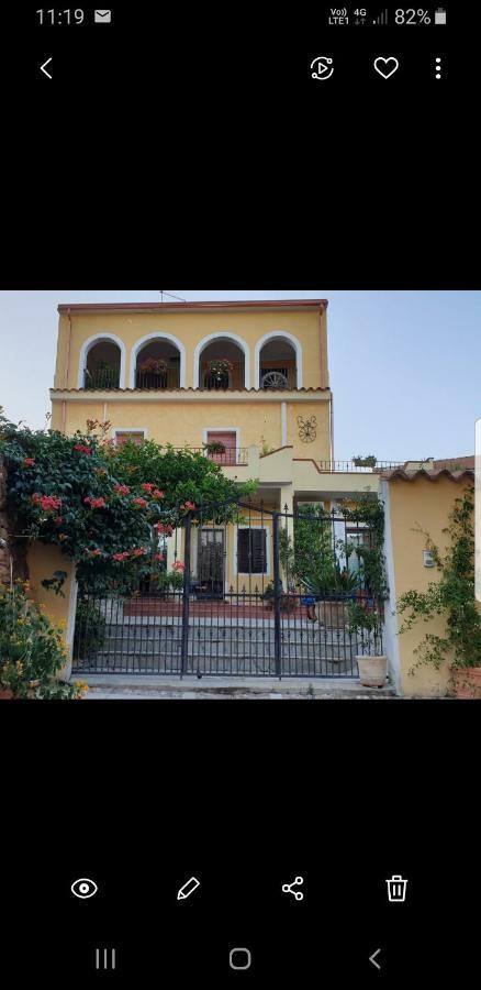 Su Carreri Bed & Breakfast Armungia Екстериор снимка